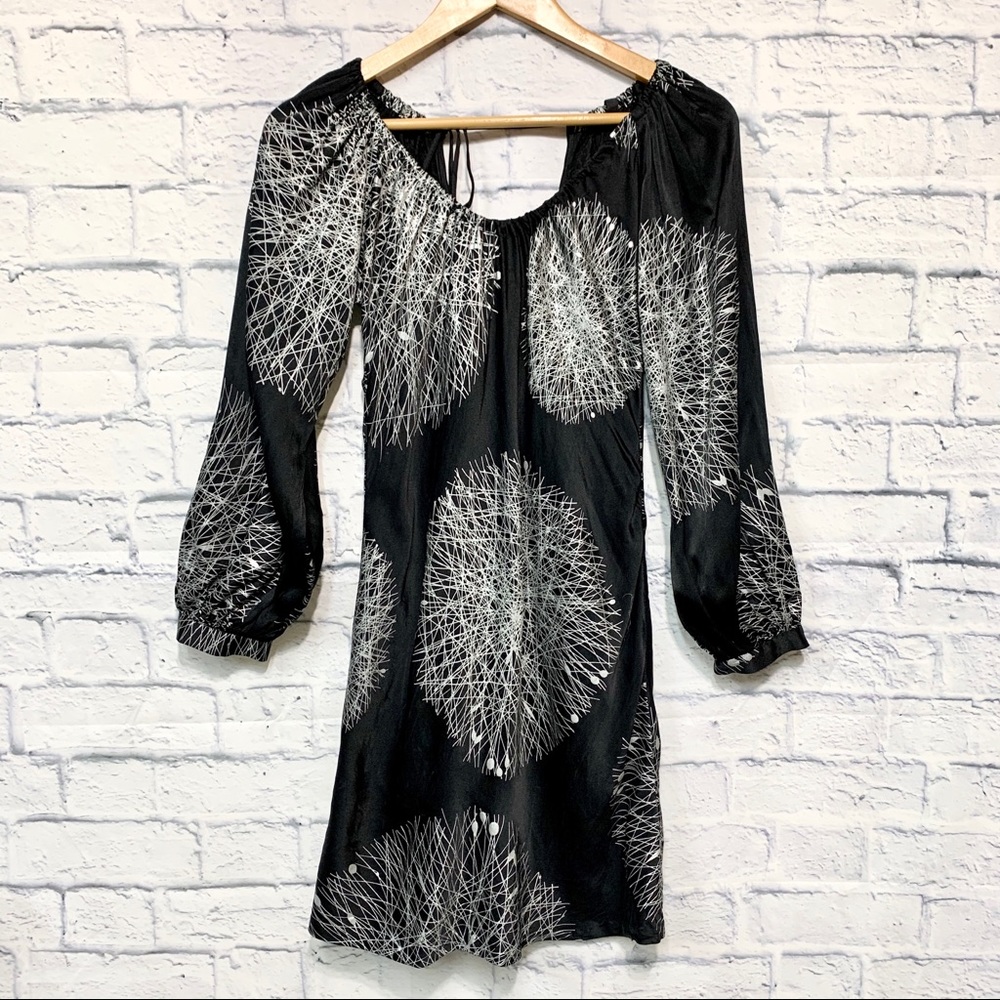 Poleci Black Abstract Print Long Sleeve Dress
